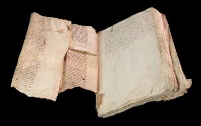 Un manuscrit de la légende d&rsquo;Arthur et Merlin caché depuis 700 ans dans la reliure d&rsquo;un registre